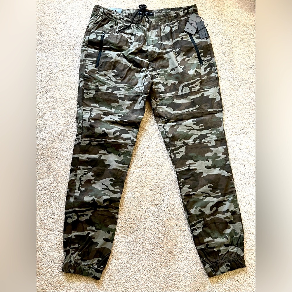Free planet stretch pants